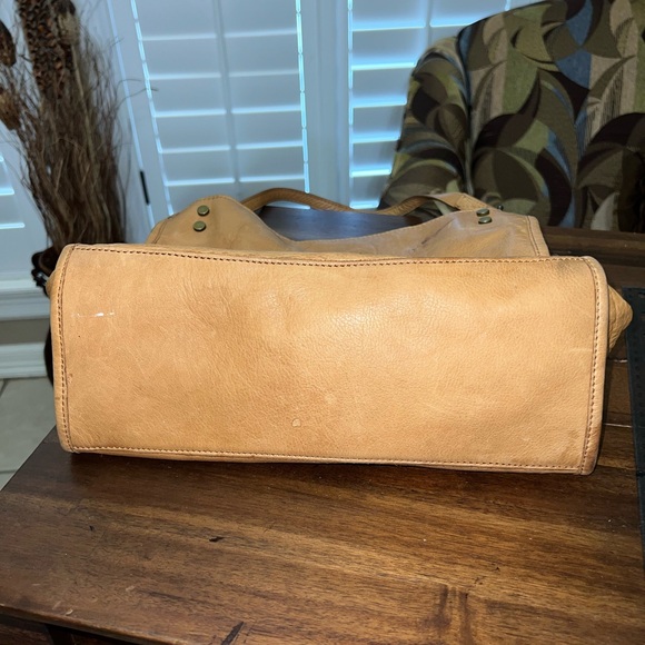 AMERICAN Leather Co Two Way Satchel in cafe latte Leather Long Beach Satchel - Picture 10 of 12